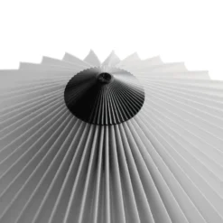 Hay LED-Tischlampe Matin, weiß/messing, Höhe 38 cm