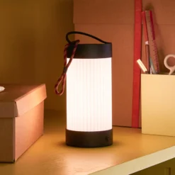 HÜBSCH LED-Akku-Tischleuchte Camp schwarz, Glas, Eisen, IP44