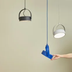 HÜBSCH LED-Hängeleuchte Stage, blau, Eisen, 3.000 K