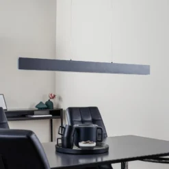 Helestra Nex LED-Pendelleuchte schwarz matt