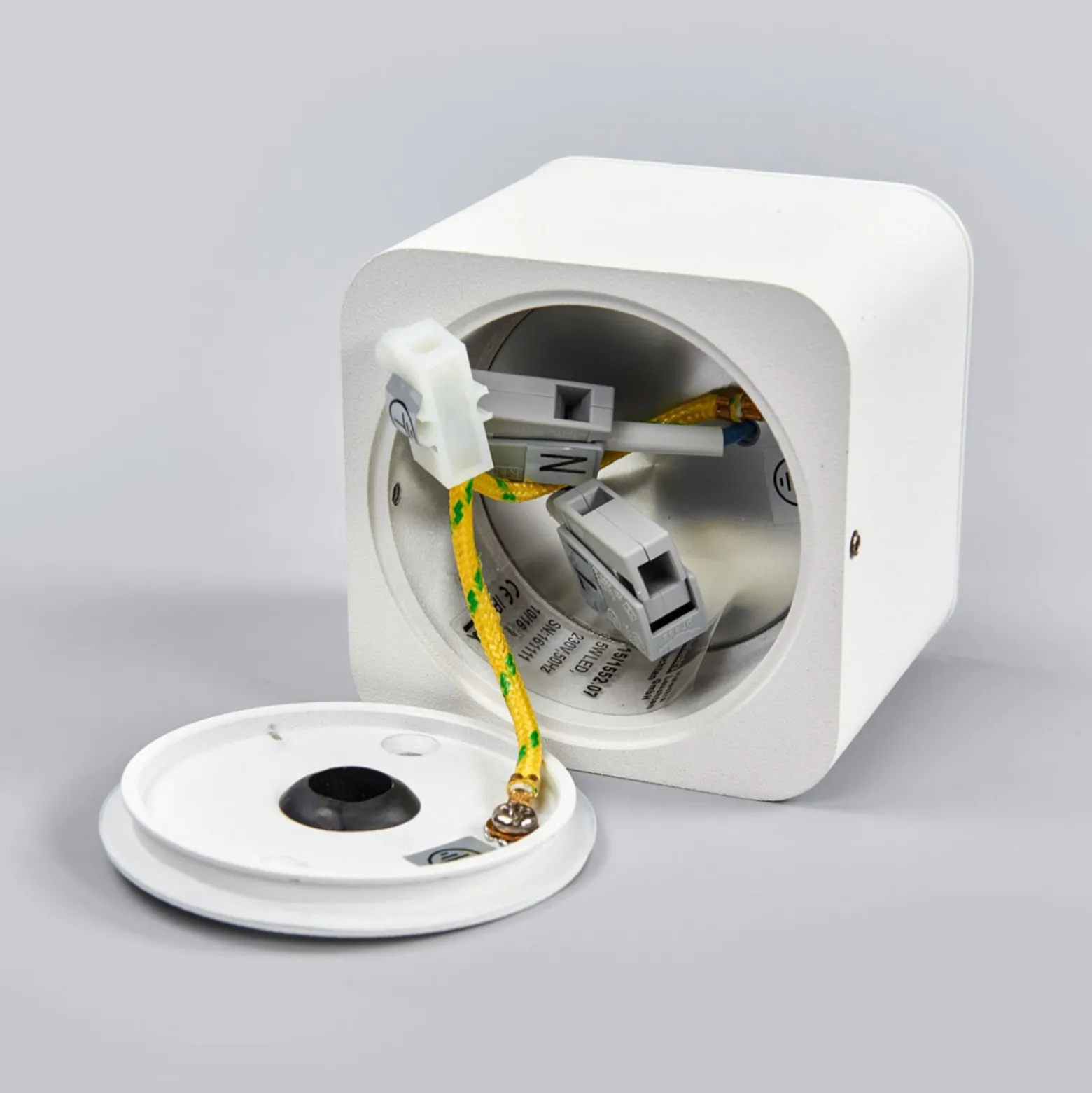 Helestra Oso LED-Deckenspot, eckig, weiß matt