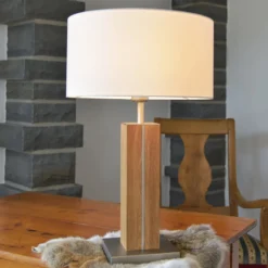 HerzBlut Dana Tischleuchte, Eiche geölt Höhe 56 cm