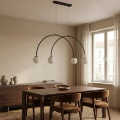 Hängelampe Alison, schwarz/weiß, 4fl, Bogen, 129cm