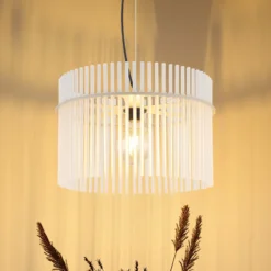 Hängelampe Gorley, weiß/sand, Ø 40 cm, Glas, E27