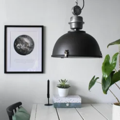 Hängeleuchte Bikkel, Ø 42 cm, schwarz, Metall, Glas, E27