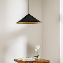 Hängeleuchte Fuji, Verbundfaser, schwarz/goldfarben, Ø 50 cm