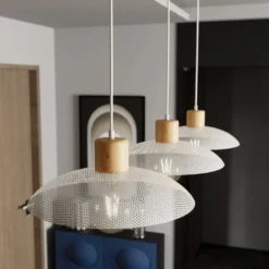 Hängeleuchte Kobe, dreiflammig, Stahl, Holz, weiß