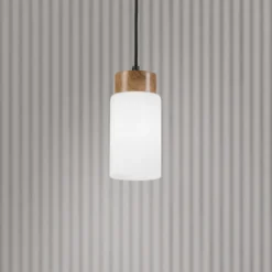 Hängeleuchte Markus, Opalglas/Eichenholz, Ø 9,5 cm, E27