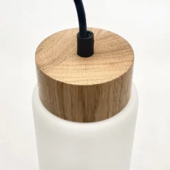 Hängeleuchte Markus, Opalglas/Eichenholz, Länge 60 cm 3-flg.