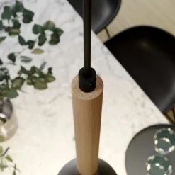 Hängeleuchte Muza, zweiflammig, schwarz/Holz hell