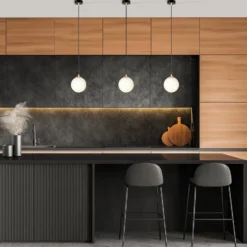 Hängeleuchte Royal, opalweiß/schwarz, Glas, E14