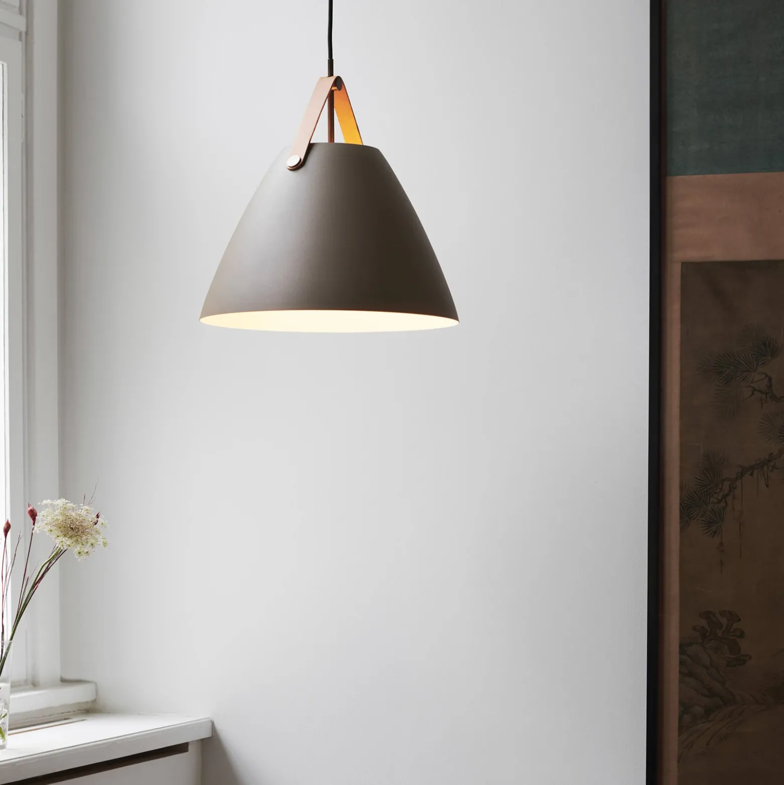 Hängeleuchte Strap mit Metallschirm beige, 36 cm