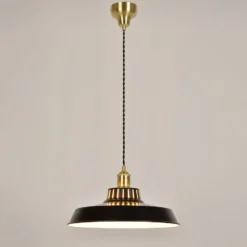 Hängeleuchte Thelma, schwarz matt, Ø 38 cm, Metall