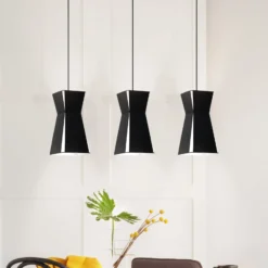 Hängeleuchte Valecrosia, schwarz, dreiflammig