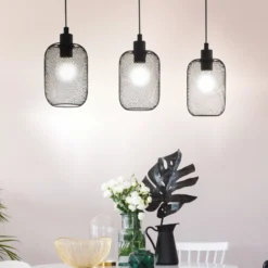 Hängeleuchte Wrington, Länge 74 cm, schwarz, 3-flg., Stahl
