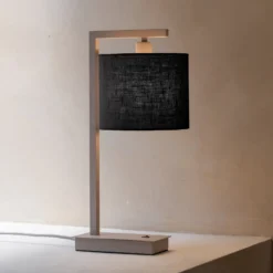 IT'S ABOUT ROMI Tischlampe Boston, schwarz/sandfarben