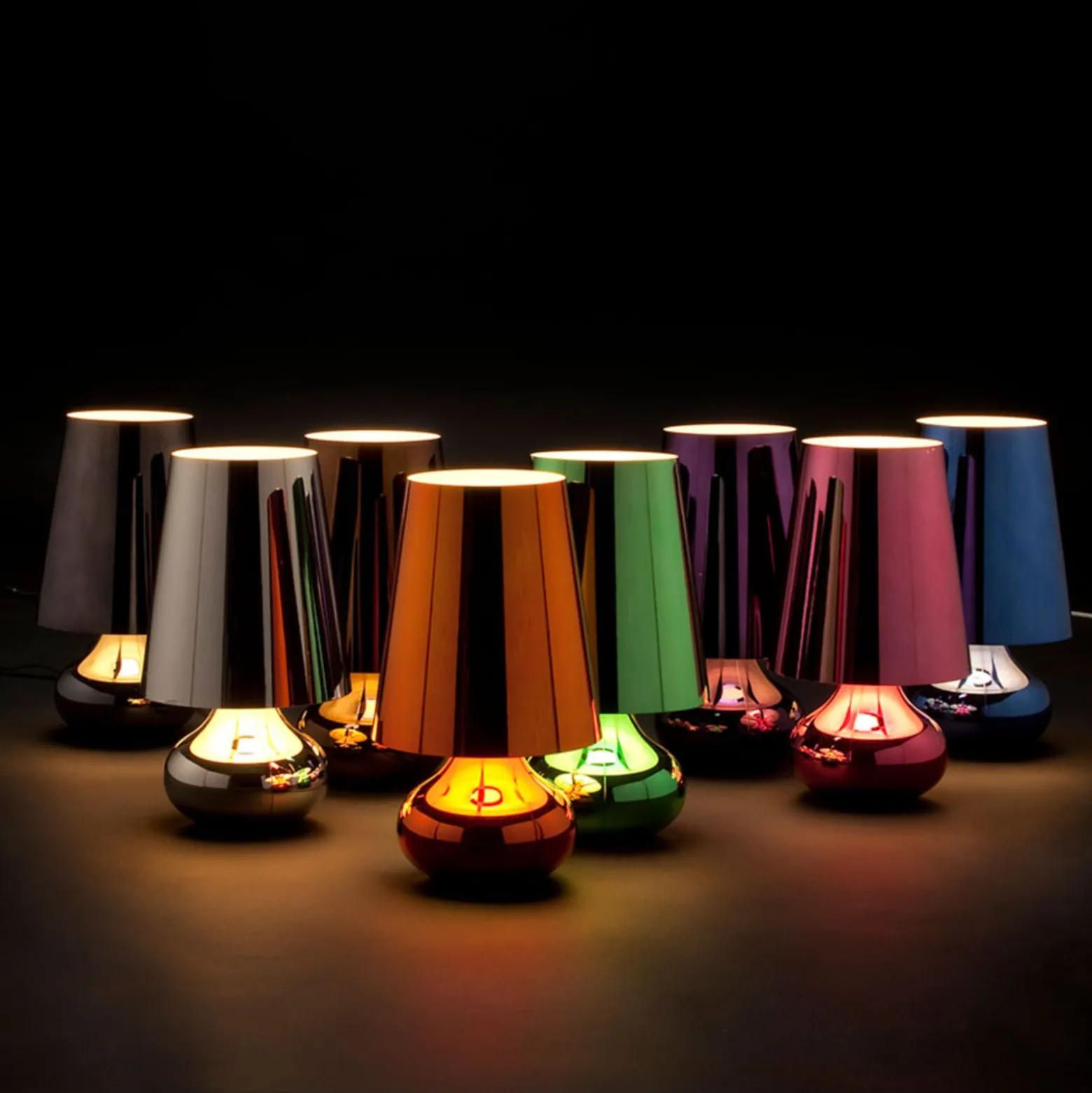 Kartell Cindy LED-Tischleuchte, pink metallic