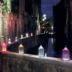 Kartell Lantern LED-Tischleuchte, rauchgrau IP54