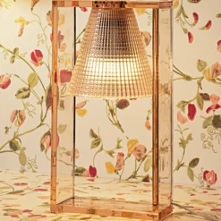 Kartell Light-Air Tischleuchte, rosa