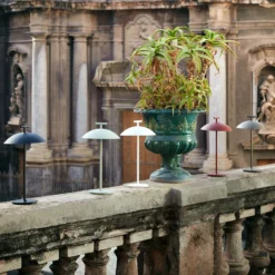 Kartell Mini Geen-A LED-Tischlampe 2.700 K bronze