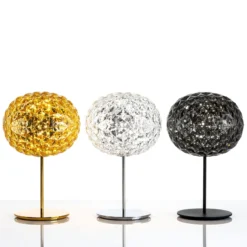 Kartell Planet LED-Tischlampe mit Fuß, transparent