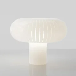 Kartell Tischleuchte Teresa, weiß, Ø 50 cm, PMMA recycelt