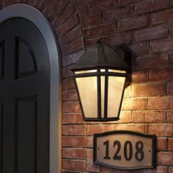 Kastanienbraune Außenwandlampe Londontowne