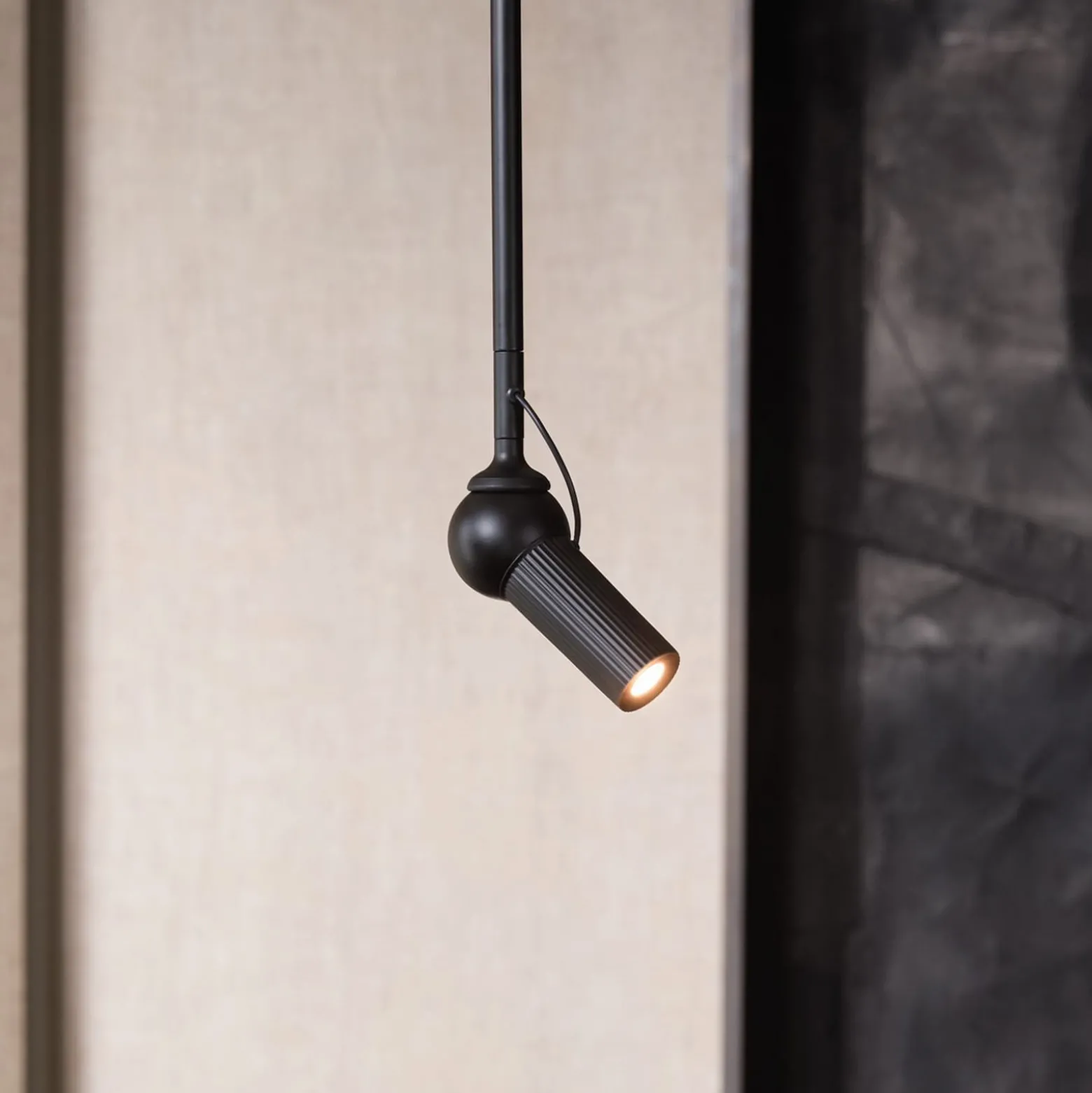 kdln LED-Deckenleuchte Bird, schwarz, Ø 11 cm, Metall