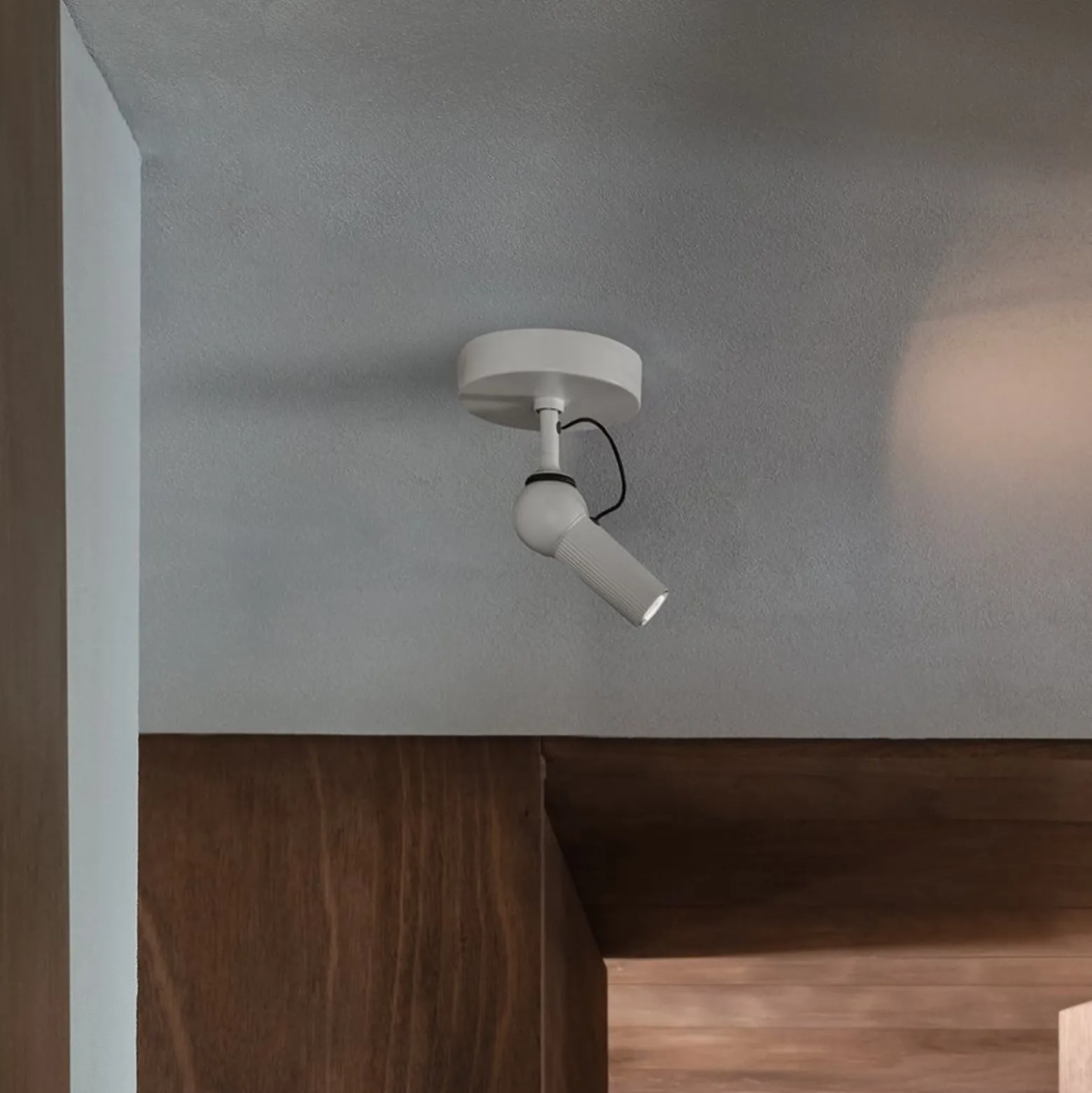 kdln LED-Deckenleuchte Bird, weiß, Ø 11 cm, Metall