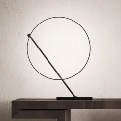 kdln LED-Tischleuchte Poise, schwarz, Höhe 109 cm, Dimmer