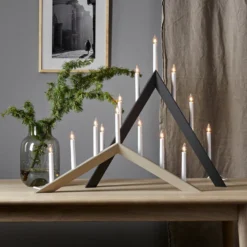 Kerzenleuchter Arrow, flach, 7flammig, grau