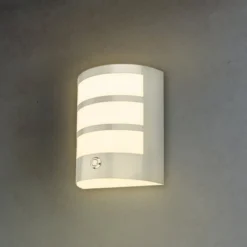 LED-Akku-Außenwandlampe 3793014, chromfarben, dimmbar, IP44