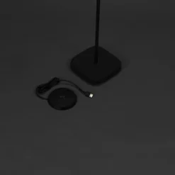 LED-Akku-Stehlampe Nice, schwarz, Alu, IP54, Dimmer, CCT
