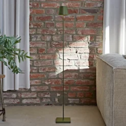 LED-Akku-Stehlampe Nuindie IP54 120 cm rund USB-C tannengrün