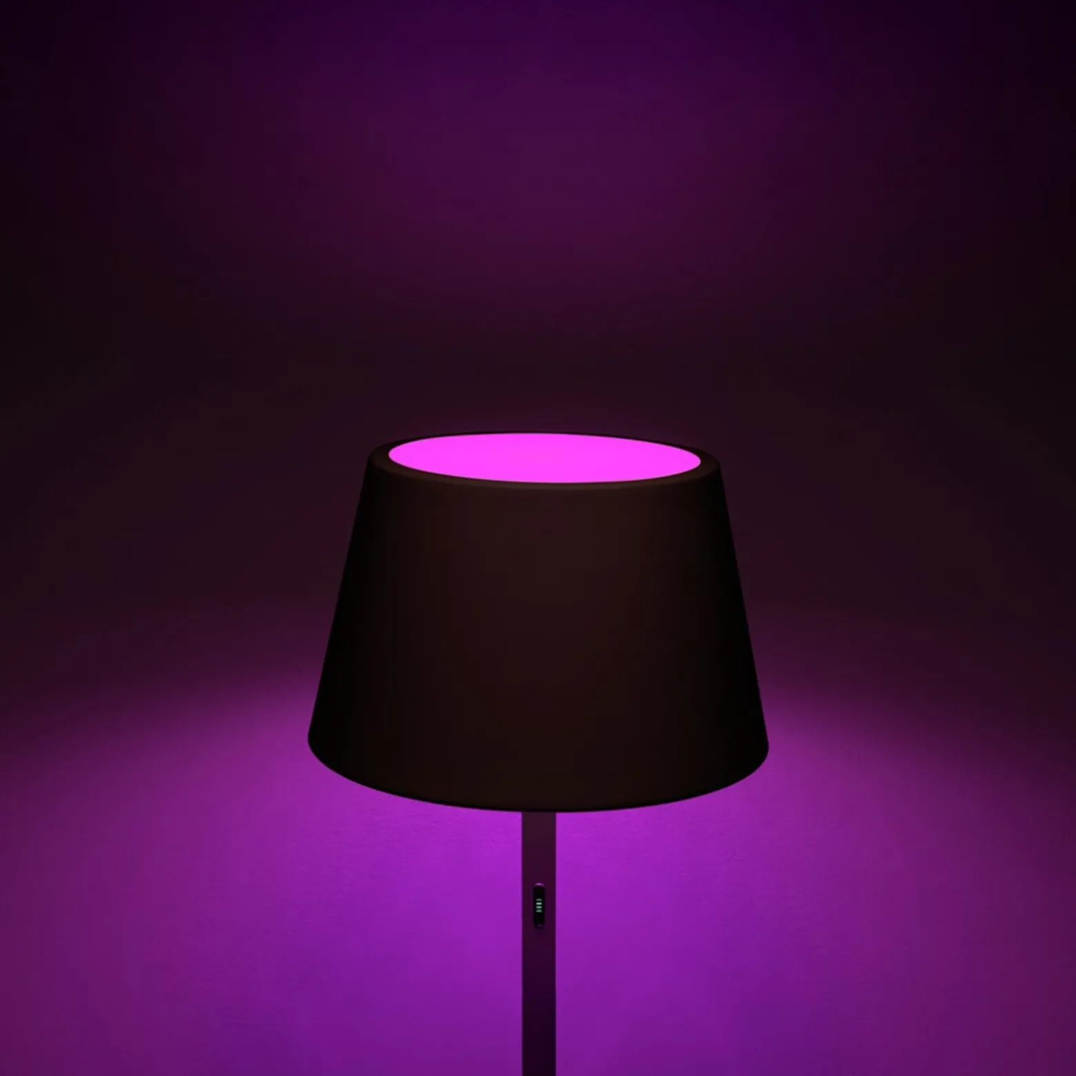 LED-Akku-Stehlampe Pomezia, schwarz, 150 cm, IP54, USB