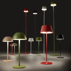 LED-Akku-Stehlampe Suarez, grün, Höhe 123 cm, Metall