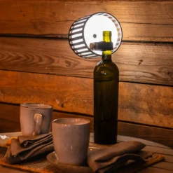 LED-Akku-Tischlampe Bottle, schwarz, Alu, IP54, Dimmer, CCT