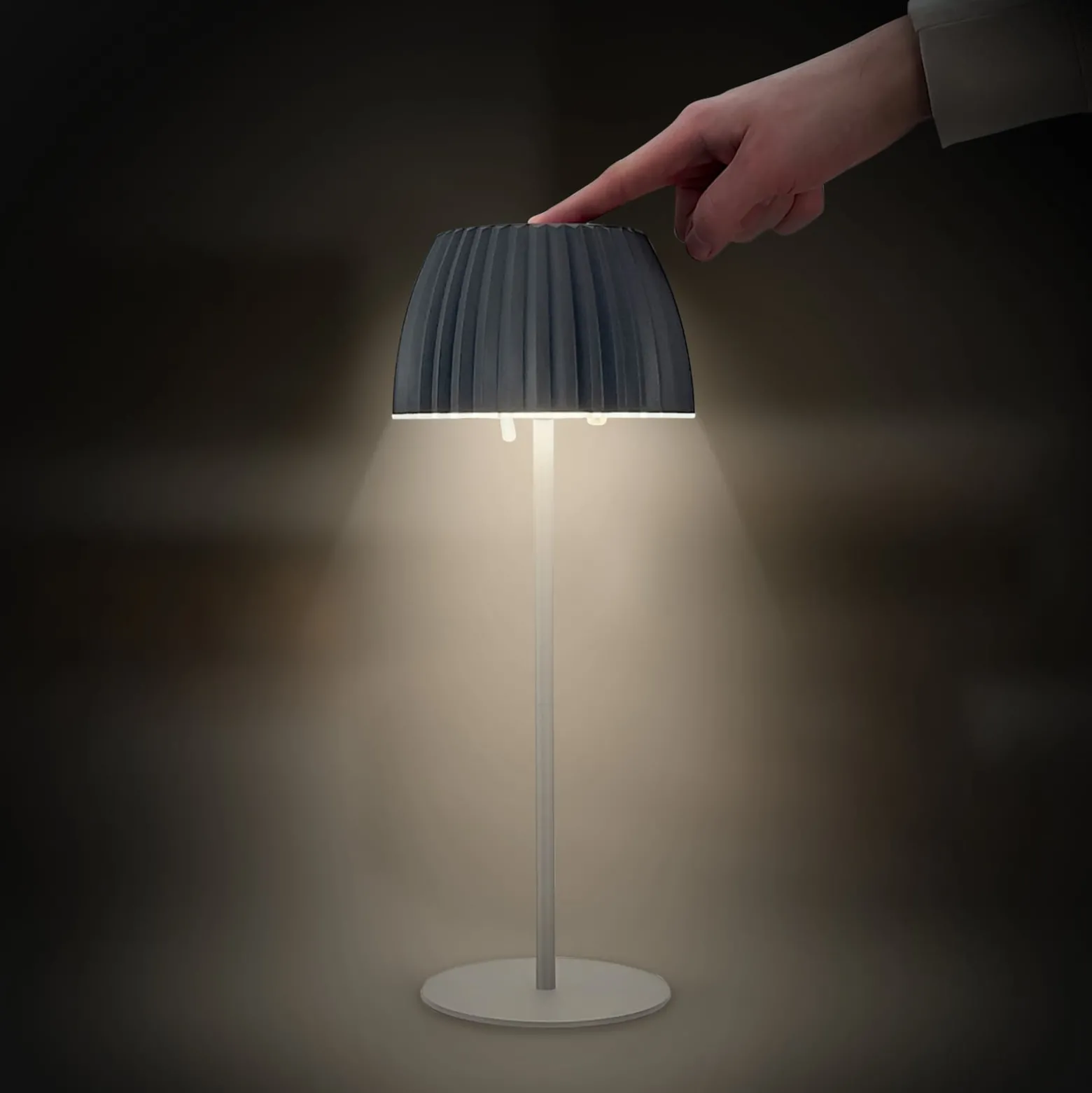LED-Akku-Tischlampe Brilo unplugged Riffle, 36 cm, anthrazit