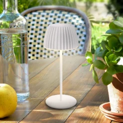 LED-Akku-Tischlampe Brilo unplugged Riffle, 20 cm, weiß