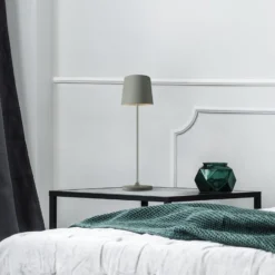LED-Akku-Tischlampe Kaami, dimmbar, grau matt