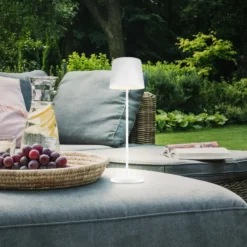 LED-Akku-Tischlampe Kaami, dimmbar weiß matt