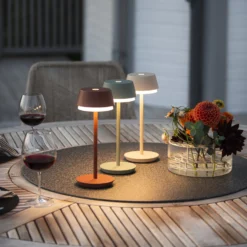 LED-Akku-Tischlampe Lyon, grün/grau, IP54, Dimmer, CCT, RGB