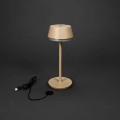 LED-Akku-Tischlampe Lyon, sandfarben, IP54, Dimmer, CCT, RGB