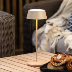 LED-Akku-Tischlampe Menton, sandfarben, Höhe 27cm, IP54, USB