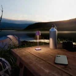 LED-Akkutischlampe Nuindie pocket, lila, IP54, dimmbar