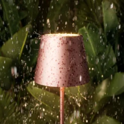 LED-Akkutischlampe Nuindie, USB-C, rosegold, IP54, dimmbar