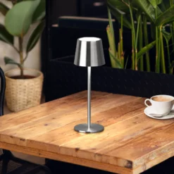 LED-Akku-Tischlampe Roxi, nickelfarben, Metall, IP54, Dimmer