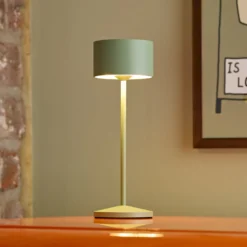 LED-Akku-Tischlampe Veluna, grün, Höhe 25 cm, IP44, dim, CCT