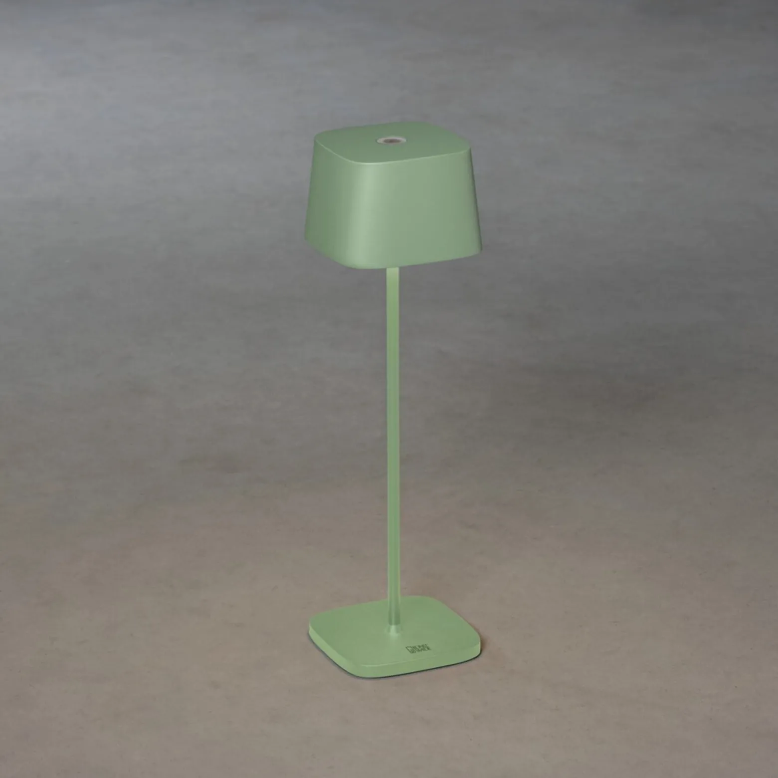 LED-Akku-Tischleuchte Capri, Höhe 36 cm, grün-grau, IP54