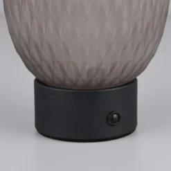 LED-Akku-Tischleuchte Facette, rauchgrau, USB, Glas